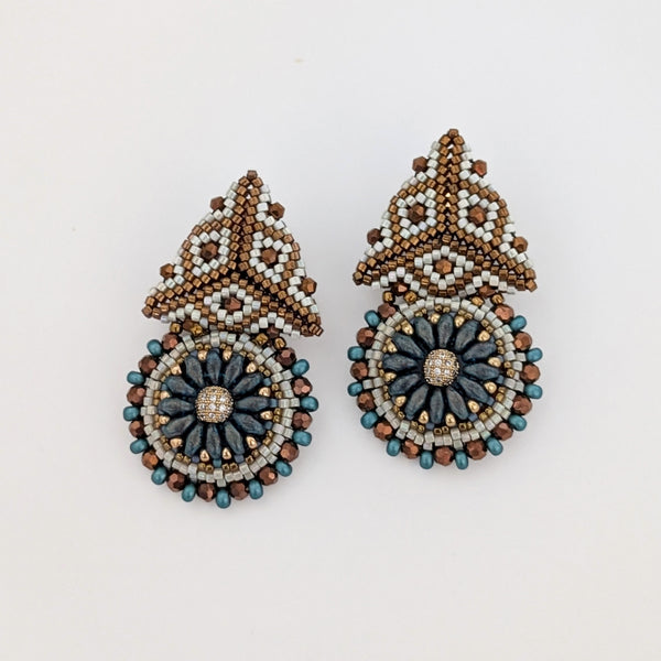 Solara White Geometric Bloom Beaded Earrings