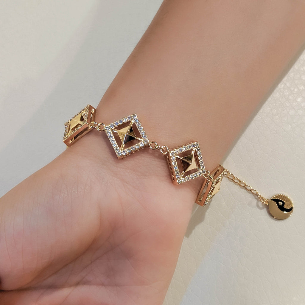Malaya Kites Gold Bracelet - Purple Dew