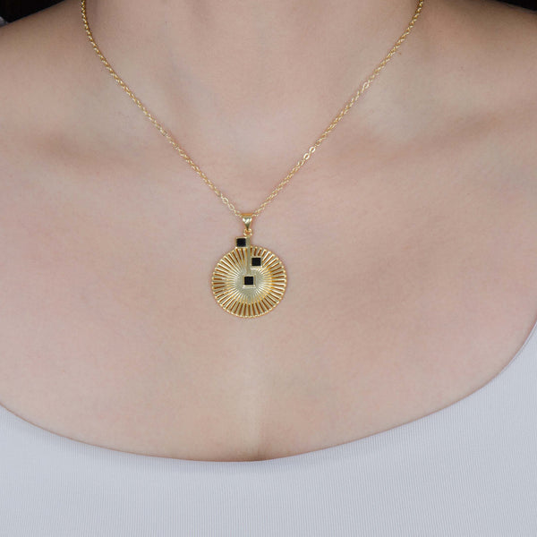 Mirasol Bloom Pendant Gold Necklace
